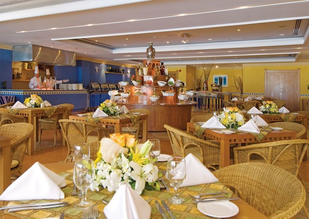 Coral Beach Resort ชาร์จาห์ ร้านอาหาร รูปภาพ
